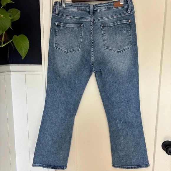 Judy Blue Cropped Bootcut Jeans Size 13/31 Medium Wash Distressed - Picture 5 of 7